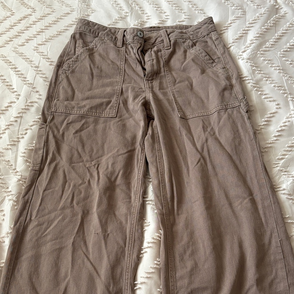 American Eagle cargo pants